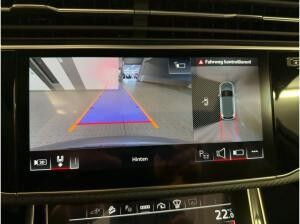 Audi Q7 S line TFSI e quattro tiptronic Audi Q7 S line TFSI e quattro tiptronic