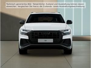 Audi Q8 competition+ 50 TDI quattro / Pano, AHK, B&O Audi Q8 competition+ 50 TDI quattro / Pano, AHK, B&O