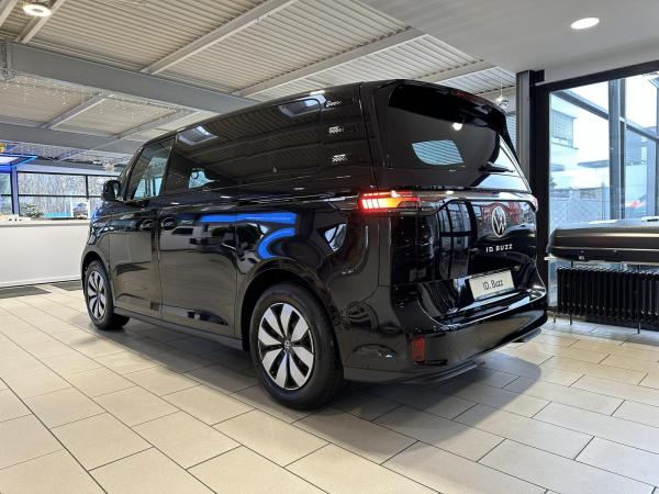 Volkswagen ID.Buzz ID. Buzz Bus Pure Motor  125 kW (170 PS) 59 kWh Getriebe: 1-Gang-Automatikgetriebe Radstand: 2989 mm
