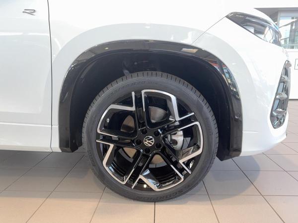 Volkswagen Tayron R-Line eHybrid 272PS  //SOFORT VERF.// - Navi, HUD, Leder, AHK usw.