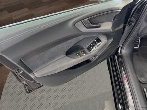 Audi A5 Limousine e-hybrid quattro 270 kW / Tech pro, AHK, Pano, HuD, Sportsitze plus