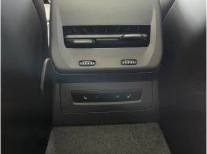 Audi A5 Limousine e-hybrid quattro 270 kW / Tech pro, AHK, Pano, HuD, Sportsitze plus