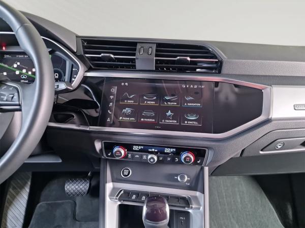 Audi Q3 35 TFSI advanced S-tronic AHK Navi+ PDC+