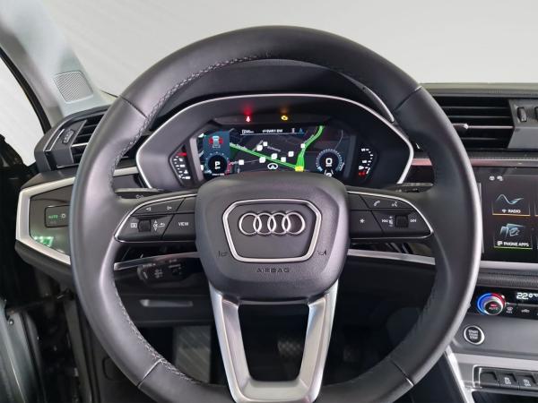 Audi Q3 35 TFSI advanced S-tronic AHK Navi+ PDC+