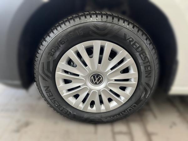 Volkswagen Caddy Cargo 2,0 l TDI EU6 SCR Fron tantrieb 6-Gang Radst. 2755 mm