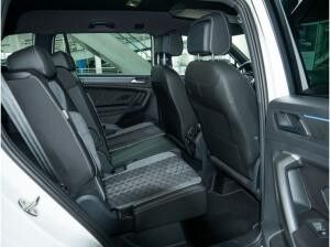 Volkswagen Tiguan Allspace 2.0 TDI 4M R-Line Black DCC AHK