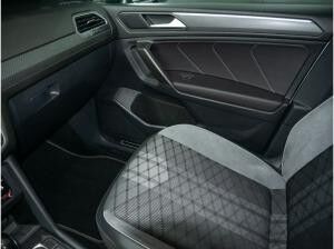 Volkswagen Tiguan Allspace 2.0 TDI 4M R-Line Black DCC AHK