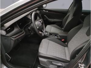 Skoda Octavia Combi Sportline 2.0 TDI DSG AHK NAVI LED