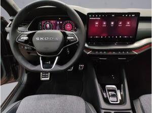 Skoda Octavia Combi Sportline 2.0 TDI DSG AHK NAVI LED