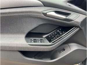 Audi A6 e-tron A6 Avant e-tron performance AHK S line LED Audi A6 e-tron A6 Avant e-tron performance AHK S line LED