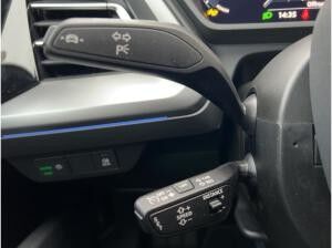 Audi Q4 e-tron 45 AHK Waermepumpe Kamera