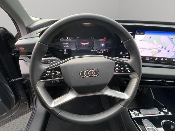 Audi Q6 e-tron S line LED CarPlay Standklima 360°