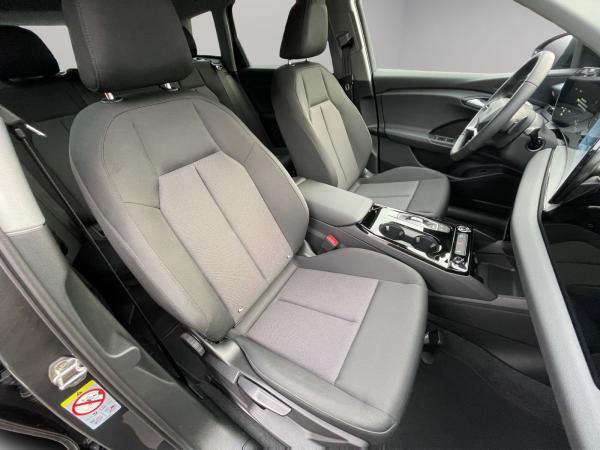 Audi Q6 e-tron S line LED CarPlay Standklima 360°