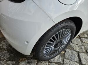 Fiat 500e CHRISTMAS EDITION -sofort verfügbar