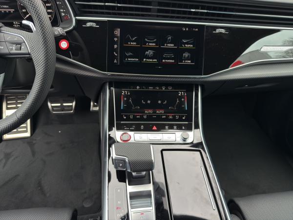 Audi RS Q8 SUV performance tiptronic+MASSAGE+PANO+HEAD-UP