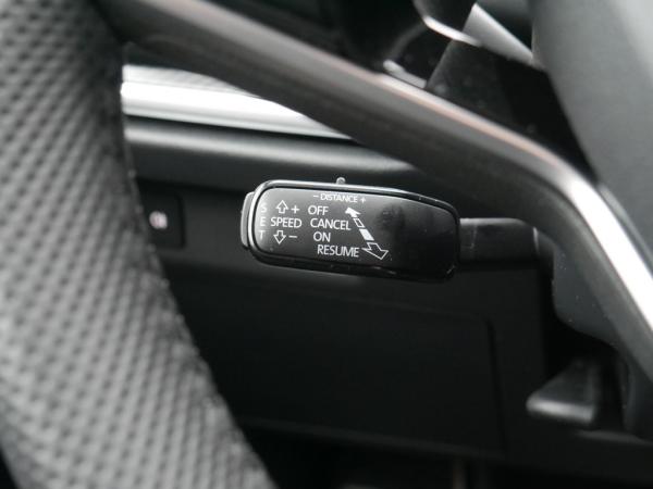 Skoda Elroq 85X Sportline SHZ KAMERA NAVI AHK ACC LED *921*