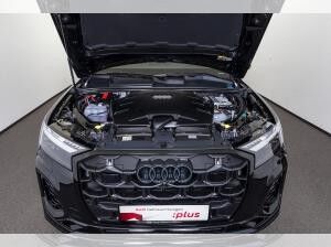 Audi Q7 S line 55 TFSI e quattro tiptronic Audi Q7 S line 55 TFSI e quattro tiptronic