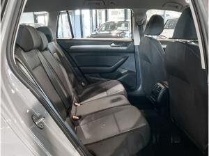 Volkswagen Passat Variant 1.5 TSI DSG Ganzjahresreifen Rear View AppConnect