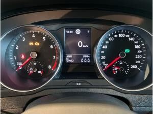 Volkswagen Passat Variant 1.5 TSI DSG Ganzjahresreifen Rear View AppConnect