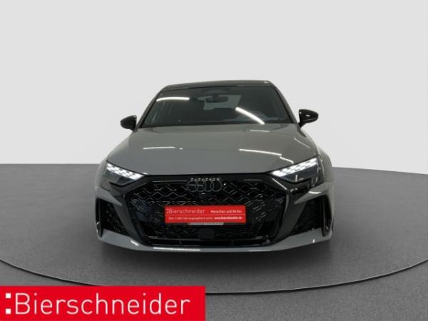 Audi RS3 Sportback 19 V-MAX MATRIX SCHALE PANO RS-AGA