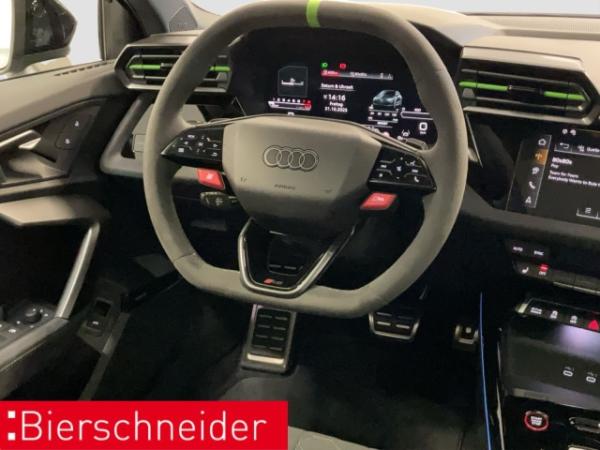 Audi RS3 Sportback 19 V-MAX MATRIX SCHALE PANO RS-AGA