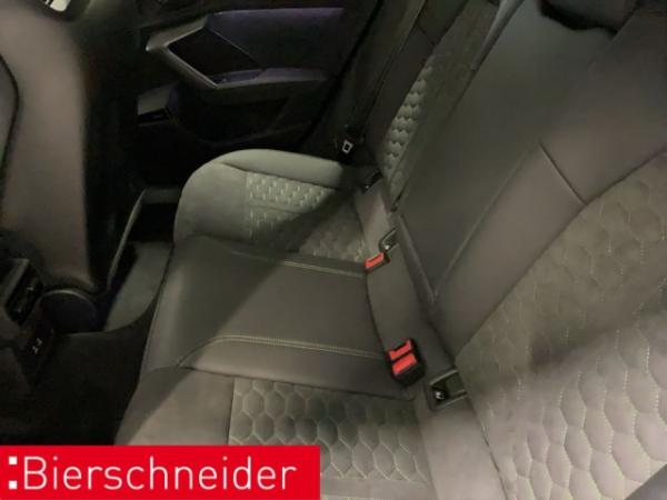 Audi RS3 Sportback 19 V-MAX MATRIX SCHALE PANO RS-AGA