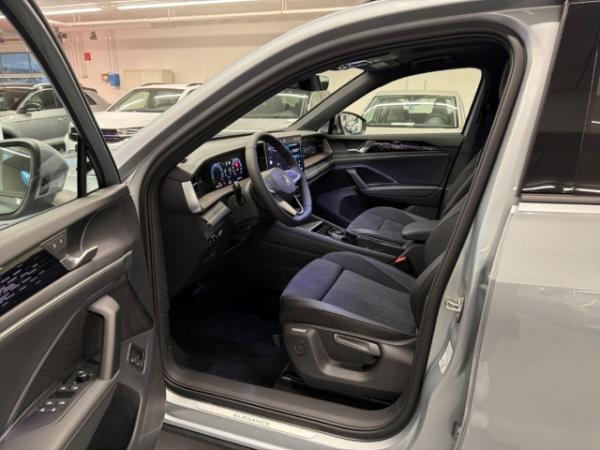 Volkswagen Tayron eHybrid DSG AHK Panoramadach IQ.Light HD