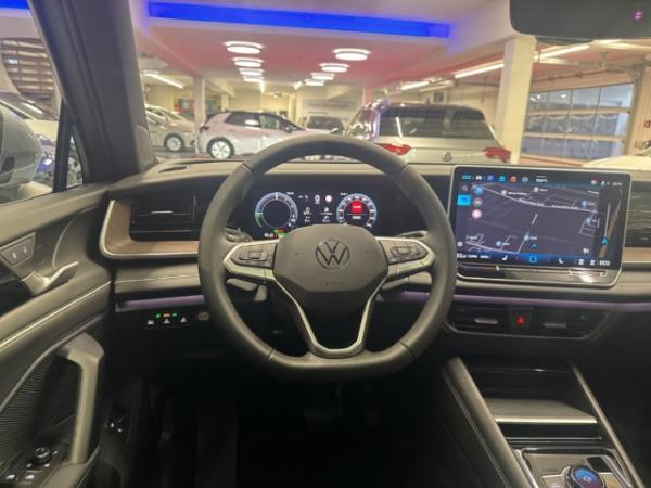 Volkswagen Tayron eHybrid DSG AHK Panoramadach IQ.Light HD
