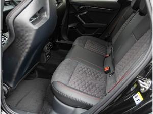 Audi RS3 RS 3 Limousine RS-Abgas 280km/H SONOS NAVI Adapt. Fahrwerk Matrix