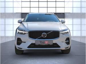 Volvo XC60 B4 (Benzin) Momentum Pro 2WD Automatik Navi