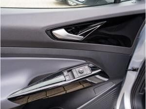 Volkswagen ID.4 Pro LED Navi Stdhzg Wärmepumpe SHZ AHK / 0,25% Versteuerung