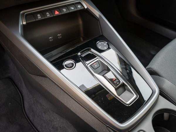 Audi A3 Sportback S line 35TDI Stronic NAVI LED ACC // Sofort verfügbar!!!