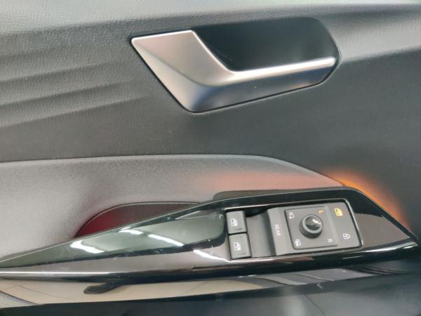 Volkswagen ID.3 Pure AHK/LED/ACC/Navi/Sitzhzg/Lederlenkrad