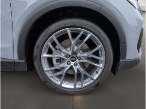 Audi Q4 e-tron 45 S line Matrix, ACC, 360 , Head up, Sonos, AHK !!Nur bis 30.12.2025!!