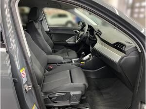 Audi Q3 advanced 35 TFSI Navi LED AHK RFK KomfortPaket