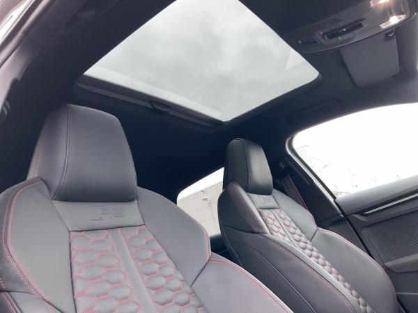Audi RS3 RS 3 Sportback S tr. Vmax290 PANO RS-Abgas HUD