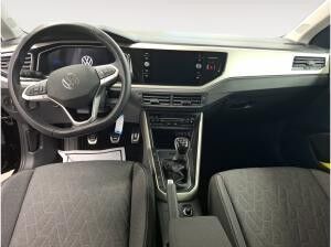 Volkswagen Polo VI 1.0 TSI Move Matrix Navi RFK SHZ
