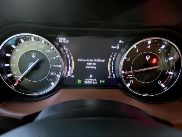 Maserati Levante Modena MY22