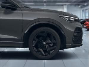 Volkswagen Tiguan R-Line 1,5 l eTSI OPF (150 PS) DSG*AHK*WINTERRÄDER*NAVI* Volkswagen Tiguan R-Line 1,5 l eTSI OPF (150 PS) DSG*AHK*WINTERRÄDER*NAVI*