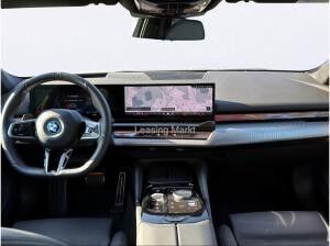 BMW i5 eDrive40 Tour. M Sport Pano AHK Acc+ Bowers
