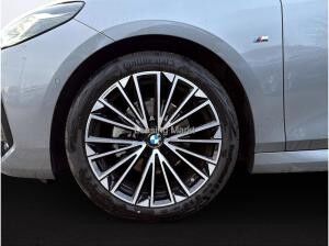 BMW 218 Active Tourer M Sportpaket AHK HuD ACC+ H/K BMW 218 Active Tourer M Sportpaket AHK HuD ACC+ H/K