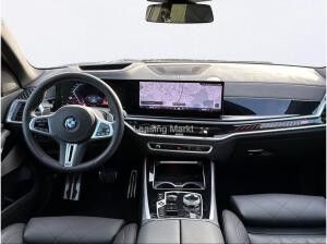 BMW X5 M60i Navi Bluetooth PDC Kurvenlicht