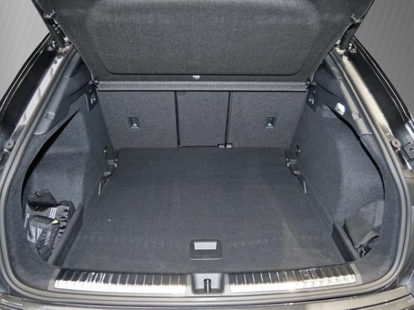 Audi Q3 UPE br. 62.015,- Sportback TFSI S tronic /