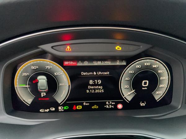 Audi Q8 SUV S line business TFSI e qu. tiptr. 23 PANO