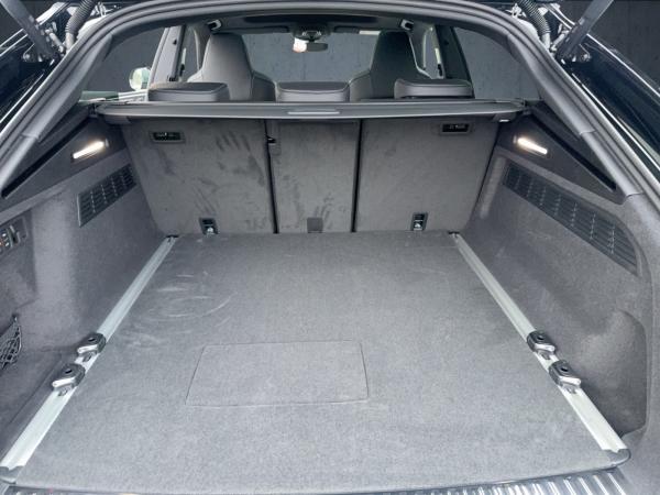 Audi Q8 SUV S line business TFSI e qu. tiptr. 23 PANO