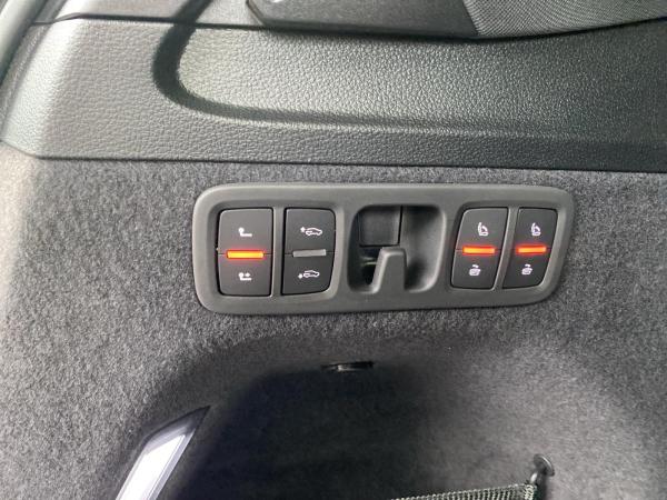 Audi Q7 SUV S line 50 TDI qu. tiptr. PANO Laser Stdh