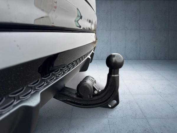 Audi Q8 SUV S line business TFSI e qu tiptr PANO 23