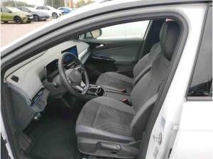 Volkswagen ID.4 Pure LED / NAVI / ACC / WiRä