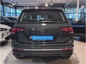 Volkswagen Tiguan 1.5 TSI Life DSG Park Assist Rear View AppConnect