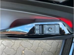 Volkswagen ID.5 Pro Performance WÄRMEPUMPE/AHK/NAVI/ACC Volkswagen ID.5 Pro Performance WÄRMEPUMPE/AHK/NAVI/ACC